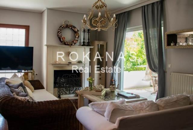 (For Rent) Residential Maisonette || Athens South/Glyfada - 150 Sq.m, 3 Bedrooms, 2.500€ 