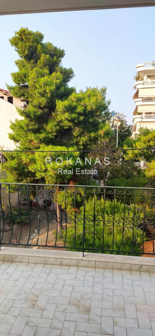 (For Sale) Residential Floor Apartment || Athens South/Agios Dimitrios - 65 Sq.m, 1 Bedrooms, 175.000€ 